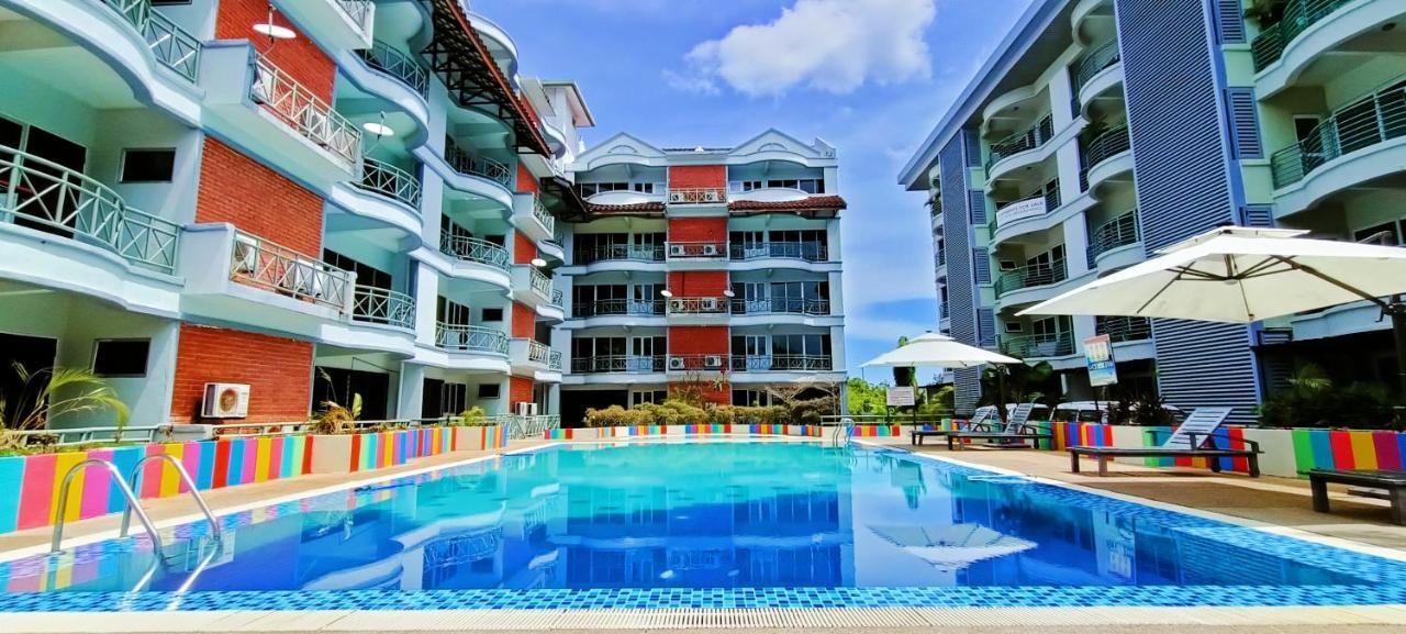 Perdana Serviced Apartment & Resorts Padang Mat Sirat المظهر الخارجي الصورة