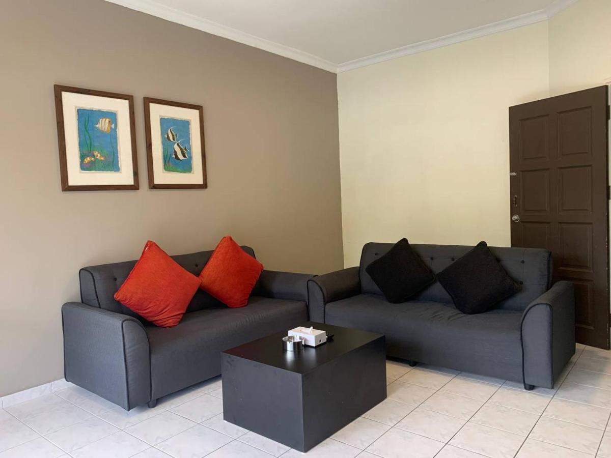 Perdana Serviced Apartment & Resorts Padang Mat Sirat المظهر الخارجي الصورة
